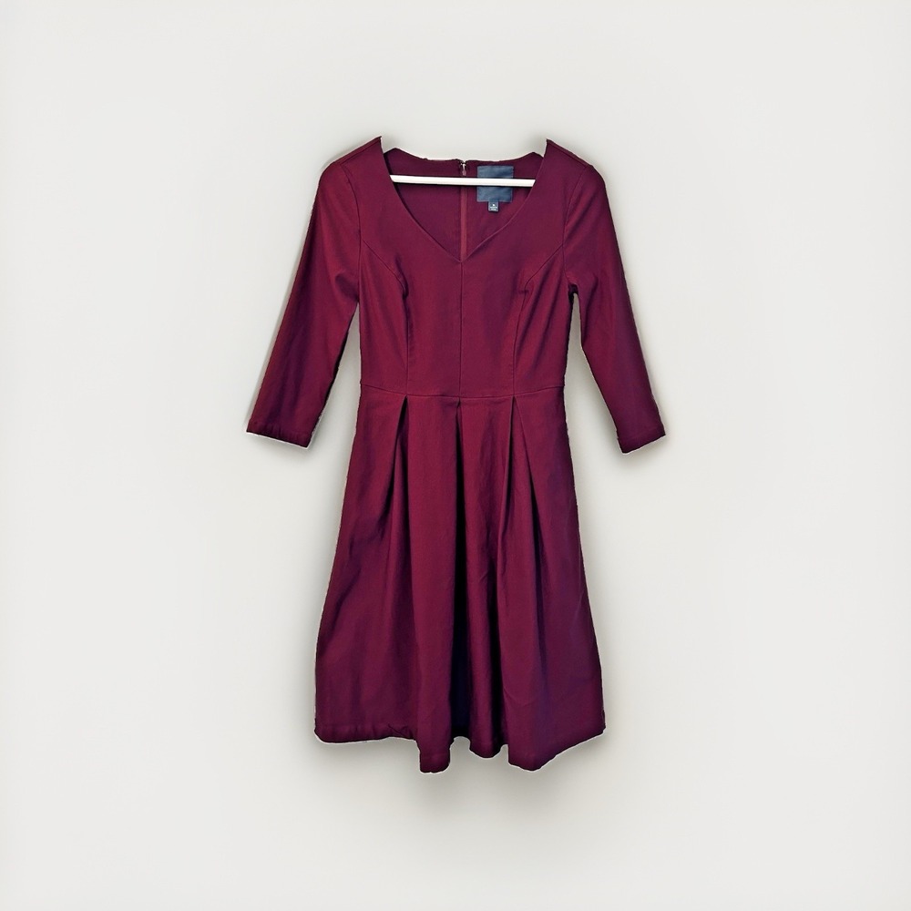 ModCloth Modest Dress M Burgundy Pleated Stretch  Handmaids Tale Costume Cosplay